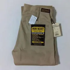 カーキ チノパン