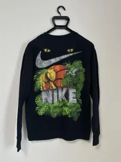 【定価¥4,400】NIKE グラフィック ロングスリーブTシャツ ブラック Mのサムネイル
