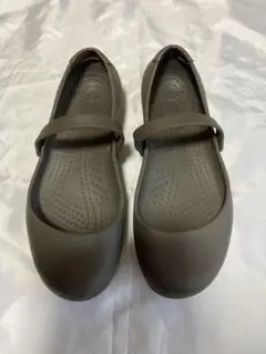 2026年最新】crocs w7 アリスの人気アイテム - メルカリ