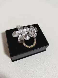 【ピンブローチ】