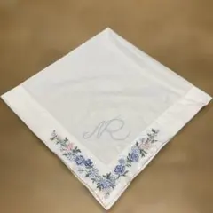 ニナリッチ　NINA RICCI 刺繍入りハンカチ 白　花柄 レディースのサムネイル