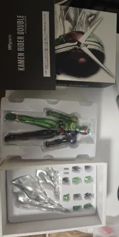 真骨彫製法 仮面ライダーW サイクロンジョーカー