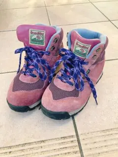 Item thumbnail for item 9c7b5c5a-8cf7-4362-8df4-f7c51d3ee003