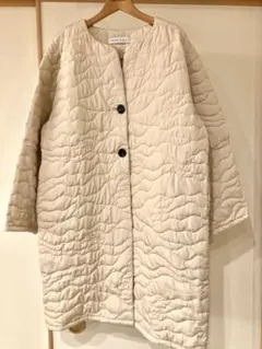 [新品未使用] フェリシモ キルティングロングジャケット クリーム色 ゆったりめ