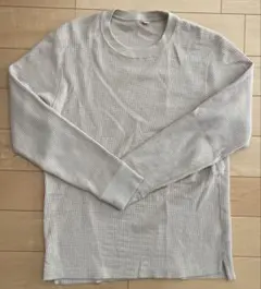 ユニクロ　ワッフルロングTシャツ　ベージュ