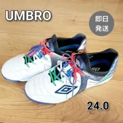 UMBRO アンブロ サッカー ジュニア 小学生 24トレーニングシューズのサムネイル