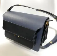 美品 マルニ トランク marni trunk ショルダーバッグのサムネイル