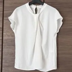 TONAL✨トーナル✨パールキーネック ノースリーブ ブラウス 手洗い可 