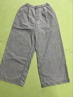 ユニクロ　キッズ　ワイドパンツ 140㎝　新品未使用