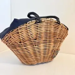 Item thumbnail for item 0c404a39-e95b-4a02-aa53-deb6f6966a50