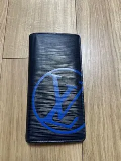 Louis Vuitton エピレザー 長財布 黒/青