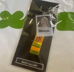 NCT127 XYZ テヨン 自筆サイン入り銀テープ風　キーホルダー