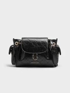 CHARLES & KEITH ブラックショルダーバッグ