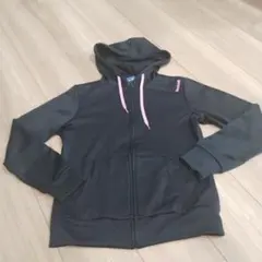 Reebok フード付きパーカー Sサイズ ブラック　リーボック