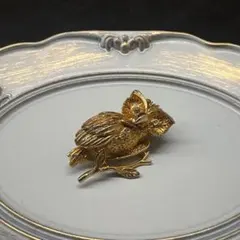 ヴィンテージ　ゴールドトーン 小鳥 ブローチ