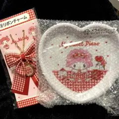 マイメロくじ　メラミンプレート　リボンチャーム　２点セット