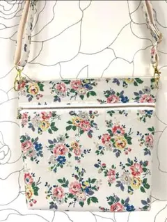 キャスキッドソン  ダブルファスナー　サコッシュ