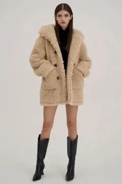 THETOE Trafalgar Boa Coat