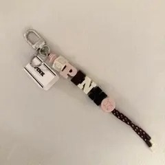 Item thumbnail for item afdba1b2-cbd7-450e-86d3-a243009d7f3e