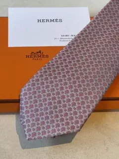 【新品未使用】HERMES 幾何学模様 シルクネクタイ　現行モデル