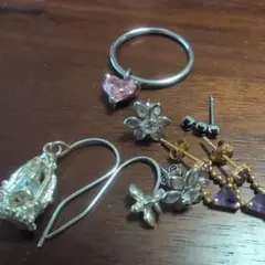 天然石の指輪やピアスのセット