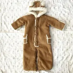 GAP ムートン　ジャンプスーツ　おくるみ　ベビーアウター