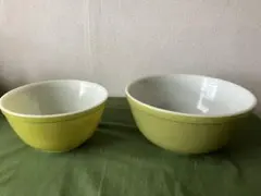 【海外ヴィンテージ雑貨】最終値下げ❗️Old Pyrex ボウル2個セットのサムネイル