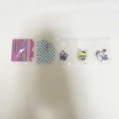 ちいかわ×サンリオ　レイヤーアクリルスタンド　うさぎ×ポムポムプリン