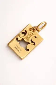 2026年最新】トリオンフ ロック ネックレスの人気アイテム - メルカリ