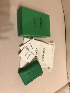 Bottega Veneta グリーン二つ折り財布