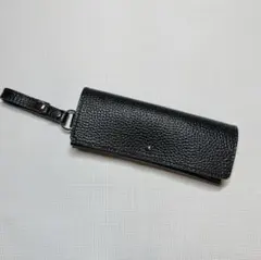 黒レザーのメガネケース