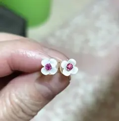 k10フラワーモチーフルビー ピアス 　2way