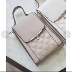 toccocloset 2waショルダー付キルティング スマホケース グレージュのサムネイル