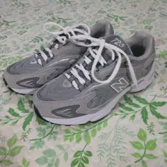 New Balance スニーカー ML725 グレー 24.5cm