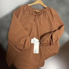 テラコッタ シャツ