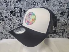 メッシュキャップ ホワイト/ブラック カラフルロゴのサムネイル