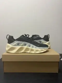 NIKE エイバローバー　２７cm