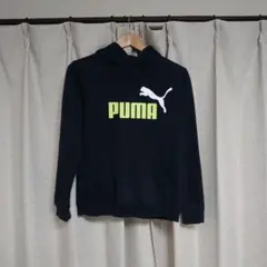 PUMA フードパーカー
