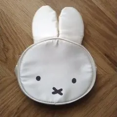 ミッフィー　サテンポーチ