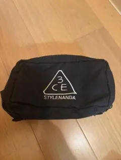 3CE STYLENANDA ブラック ポーチ