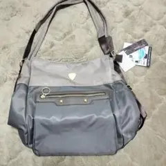 Item thumbnail for item 3dfb22ab-e09a-4800-8768-01a9f54a80d9