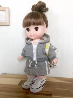 パーカー（グレー）＆スポーツスカート ♡メルちゃんソランちゃん服ハンドメイド