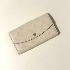 ‼️大幅値下げ‼️【2回のみ使用】長財布 白 マヒナ LOUIS VUITTON