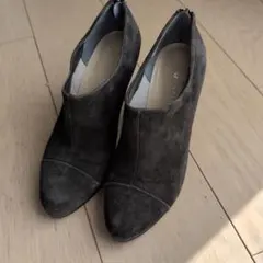 ダークグレー スエード ヒールブーツ 23.5cm