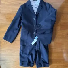 紺色のフォーマルスーツ（ショートパンツ）120