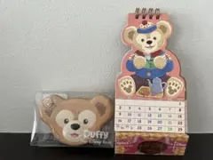 ダッフィー　カレンダー　缶　小物入れ　お土産　ディズニーランド　スーベニアメダル