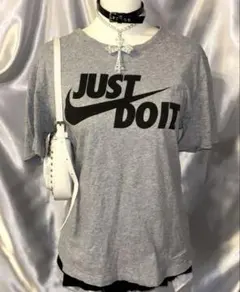 Nikeナイキ y2k ロゴ Tシャツ 平成ギャル　グランジ ダークコア 00sのサムネイル