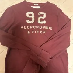 アバクロンビー＆フィッチの長袖Tシャツ