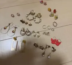 ピアス　ビーズ　リング　お得　セット　イヤーカフ イヤリングとリングセット