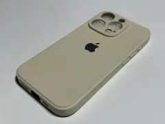 新品　iPhone15pro用 クリーム色ケース Appleロゴ付き